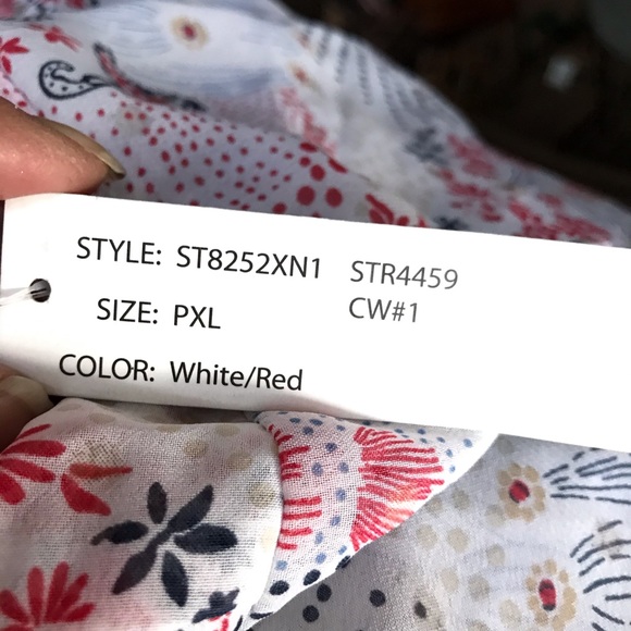 Brand New PXL top with bat sleeves - Picture 6 of 6